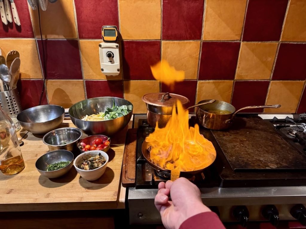 De la ferme à la table : une cuisine au feu de bois, de voyages et de traditions - Cuisine 100% Fait Maison